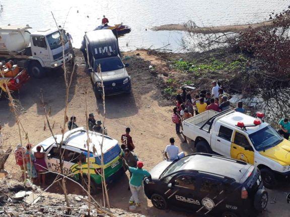Corpo é encontrado boiando em lagoa em Parnaíba