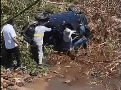 A vítima foi resgatada por populares