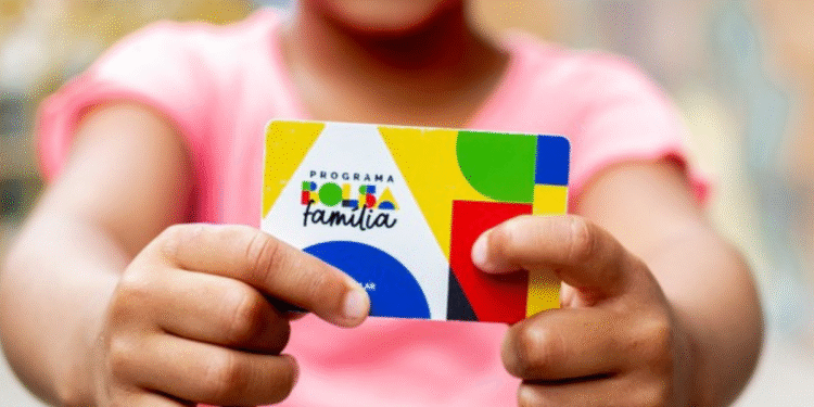 Pagamento do Bolsa Família de maio começa nesta segunda-feira (18)