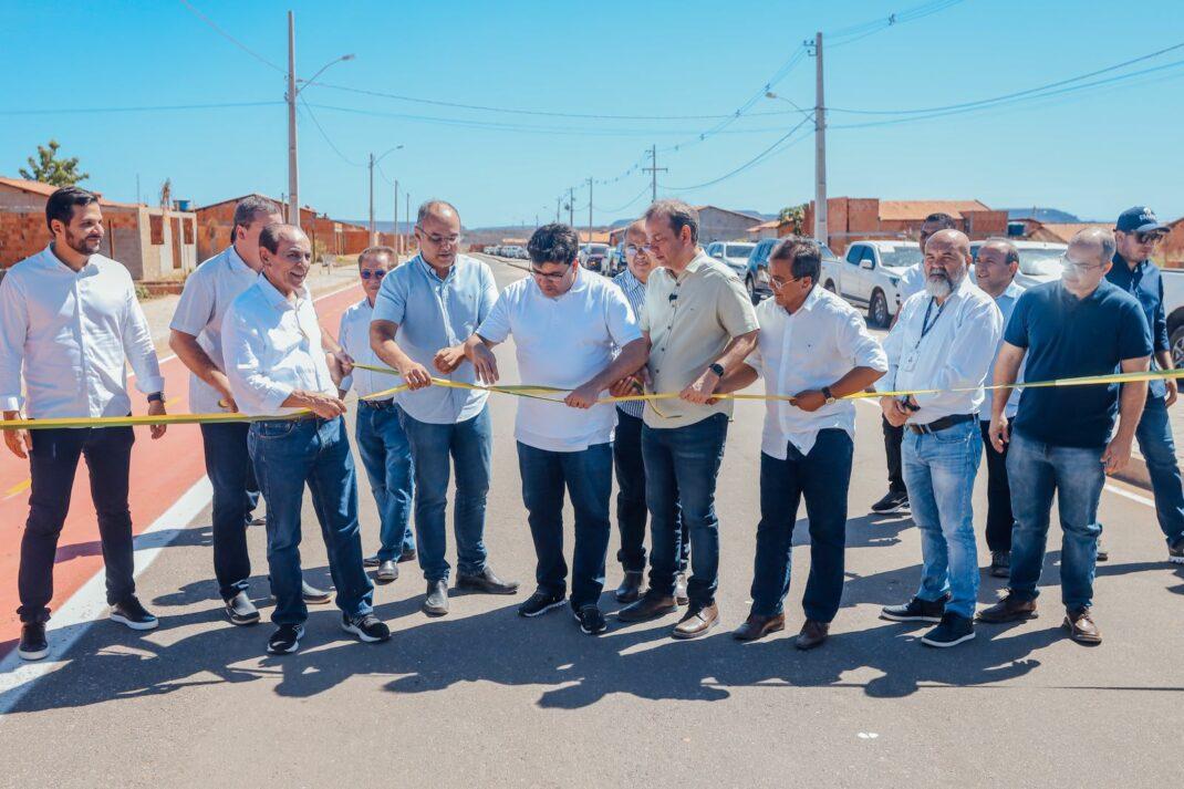 Inauguração pista de pouso e decolagem de Bom Jesus