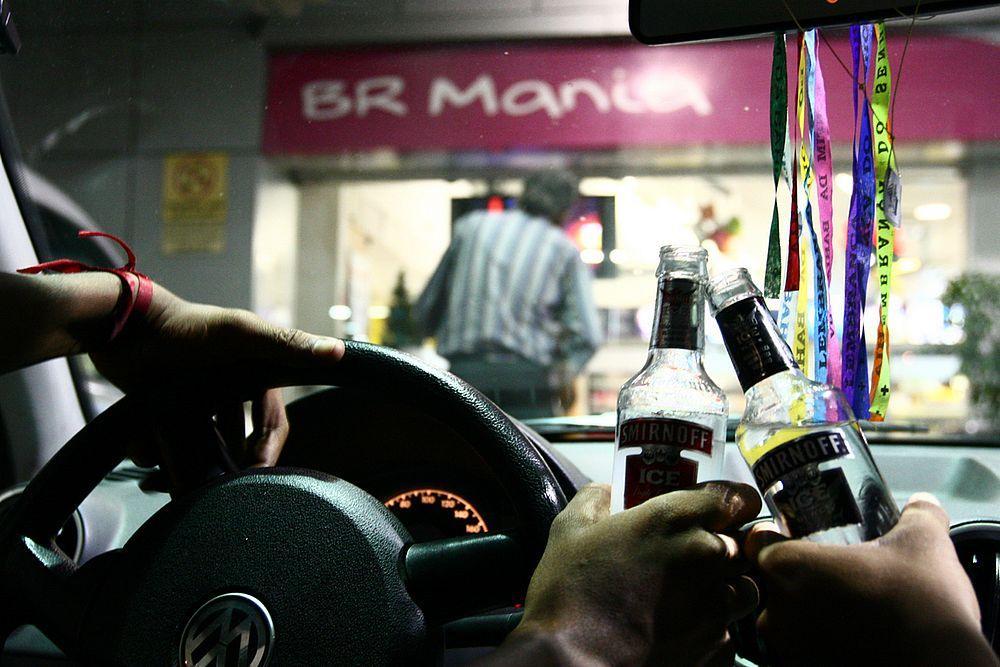 Consumo de bebida em loja de conveniência