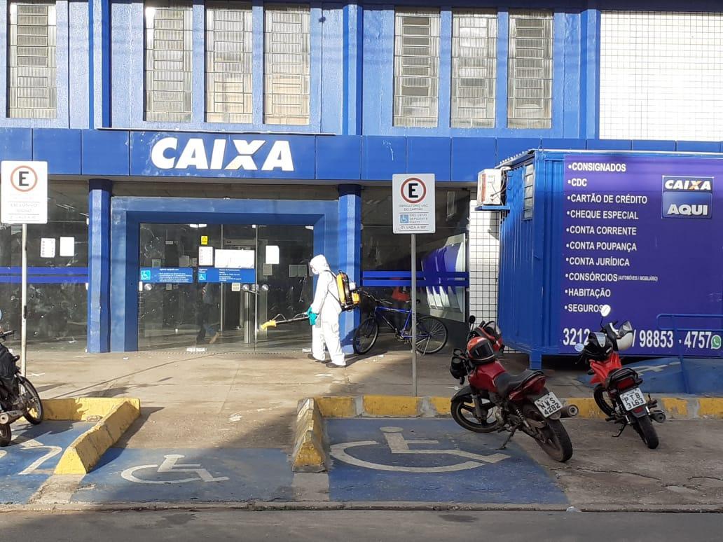 Desinfecção de pontos de grande circulação de pessoas