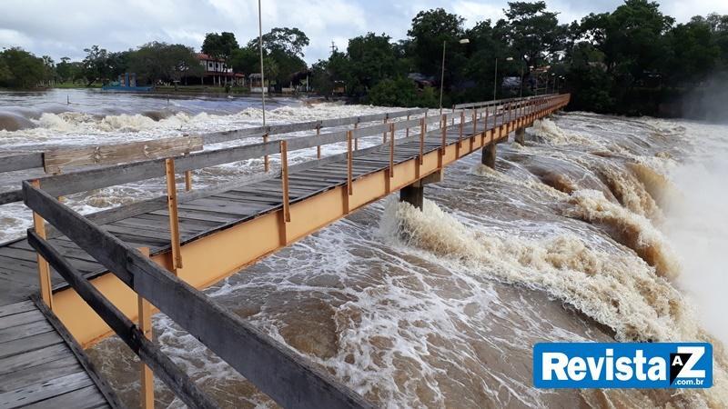 Cachoeira do Urubu em Esperantina