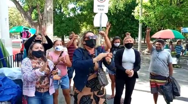 Vendedores gravaram vídeos e espalharam nas redes sociais denunciando a PMT