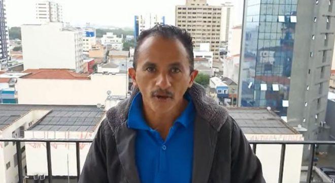 Manoel Gomes diz que levou calote de empresário