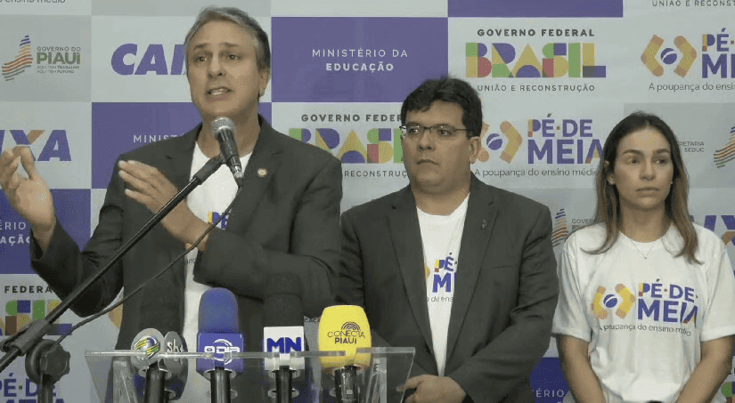 Camilo Santana fala sobre o Programa Pé-de-meia