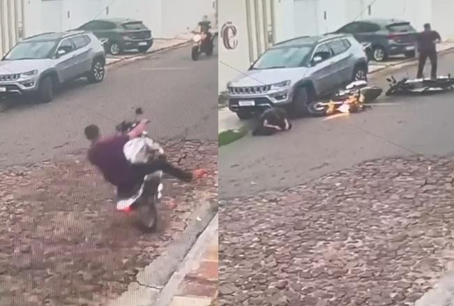A ação foi flagrada por câmeras de segurança