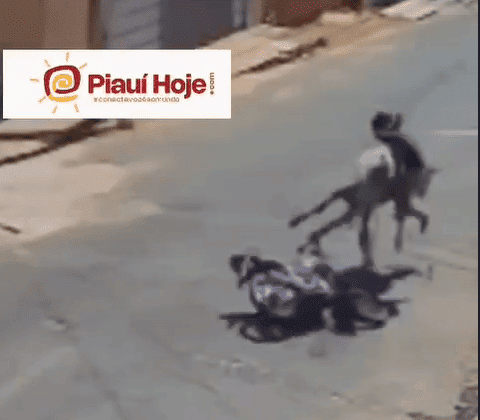 Impacto foi registrado por câmera de segurança