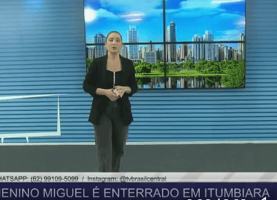 Mariana Távora, jornalista faz desabafo durante apresentação de jornal em Goiás
