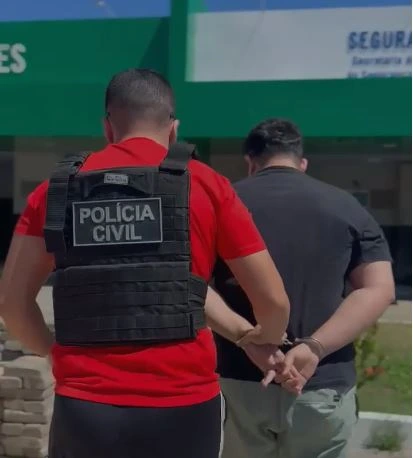 Thalysson Campelo, foragido desde 2024 por fraudes no Detran e no Auxílio Emergencial, foi preso em Parnaíba