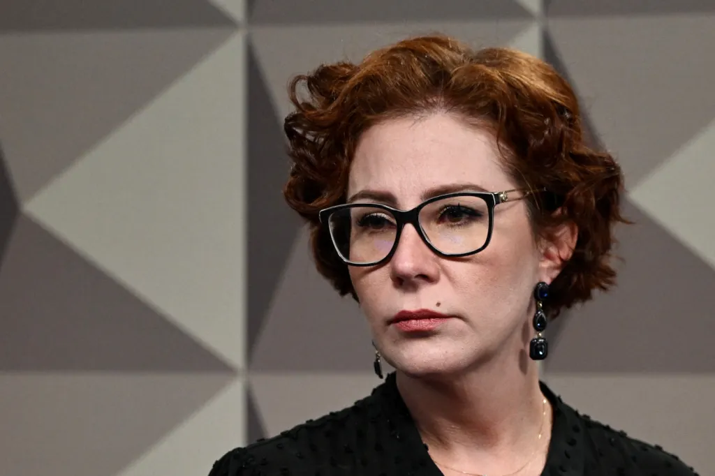 Justiça italiana conclui análise e decisão sobre extradição de Carla Zambelli sai em breve