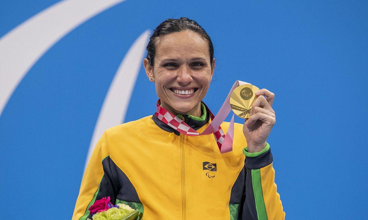 Carol Santiago