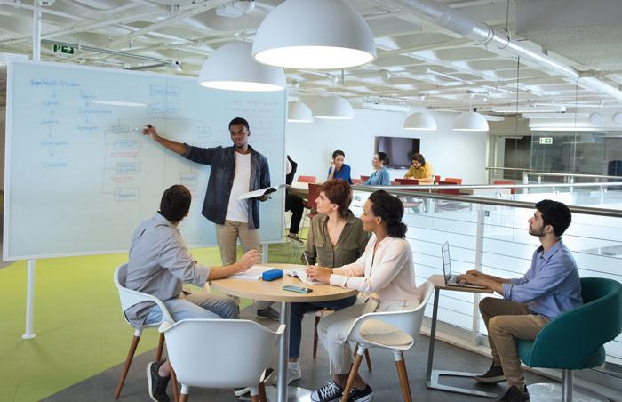 Projeto incentiva estudantes a investirem em seu futuro profissional