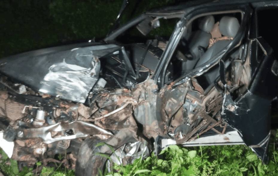 Carro capotou em Buriti dos Lopes