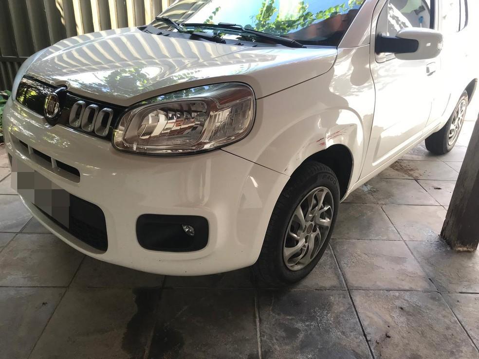 Carro roubado da casa de policial