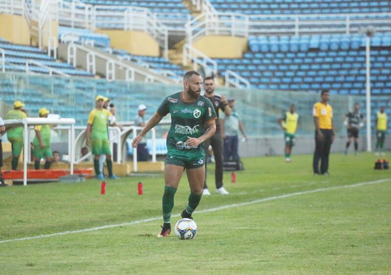 Atacante Klenisson