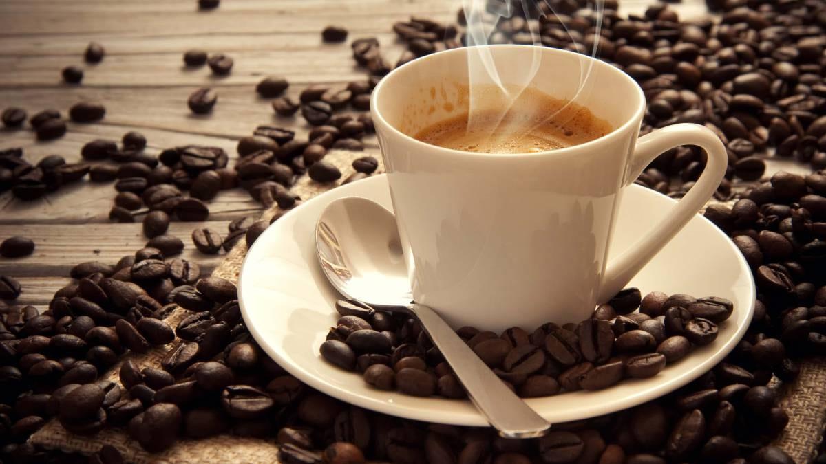 Presente no dia a dia do brasileiro, café pode melhorar o humor e prevenir doenças