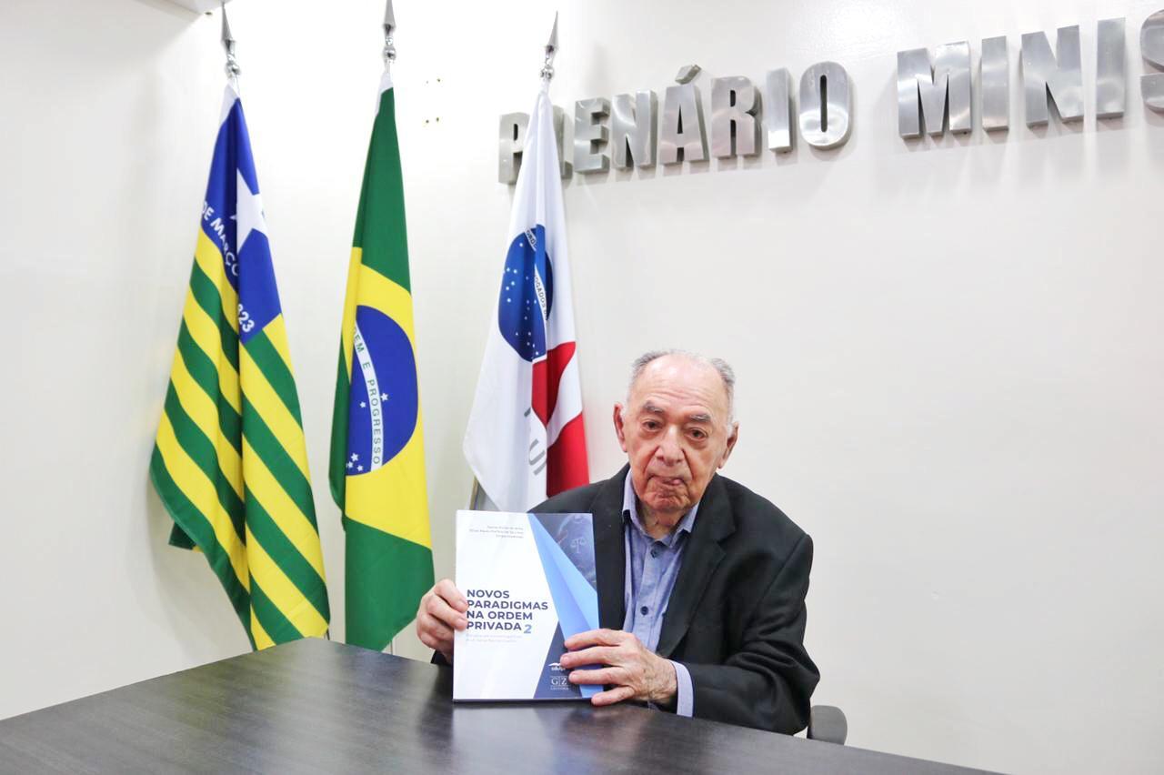 Celso Barros Coelho