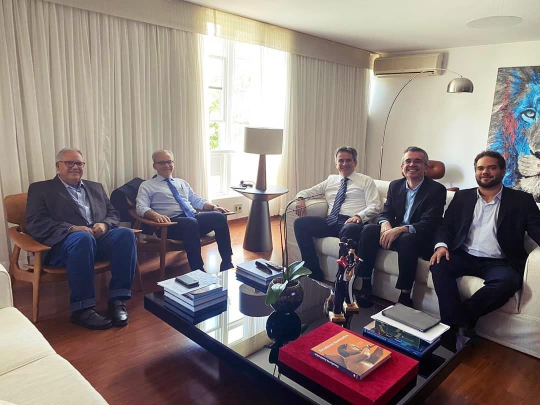 Firmino e Ciro Nogueira estiveram em reunião na Secretaria de Aviação Civil, ligada ao Ministério da Infraestrutura em Brasília