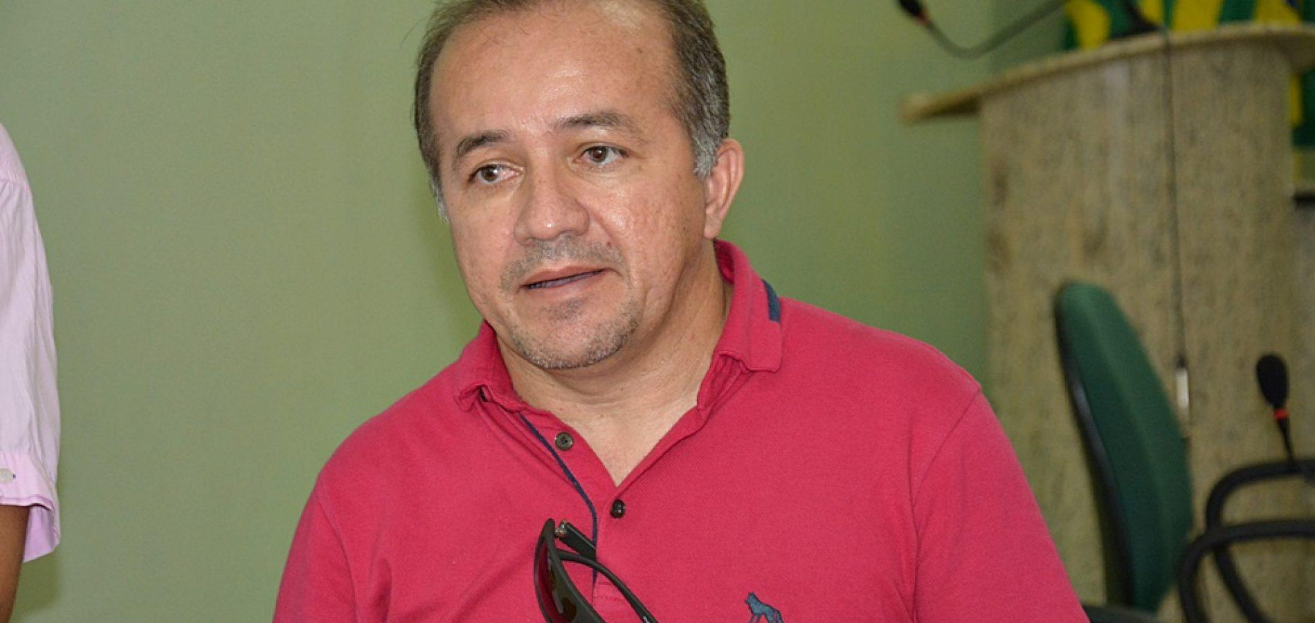 O diretor técnico do Emater Clébio Coutinho (foto) fará uma palestra nessa terça no Projeto Viva o Semiárido