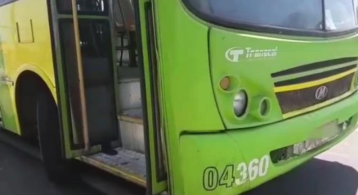 Ônibus apreendido