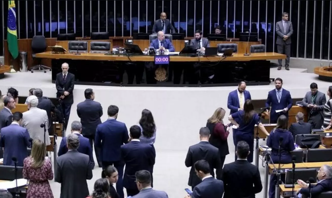 Câmara aprova urgência para desoneração da folha de pagamento