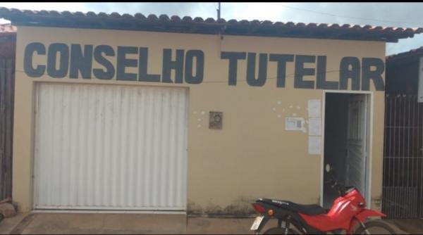 Sede do Conselho Tutelar arrombado