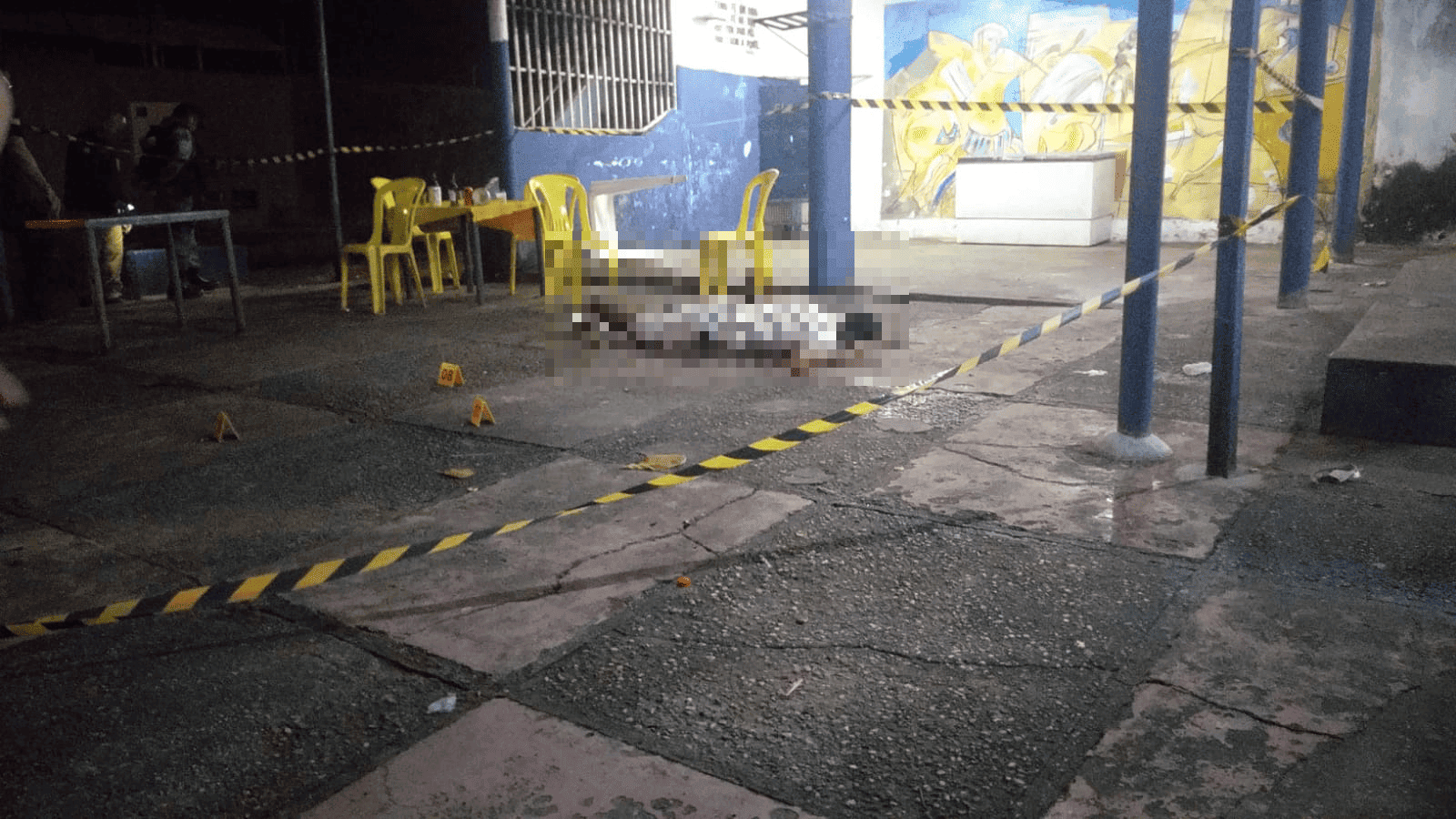 Homem foi morto a tiros em bar no bairro Mocambinho