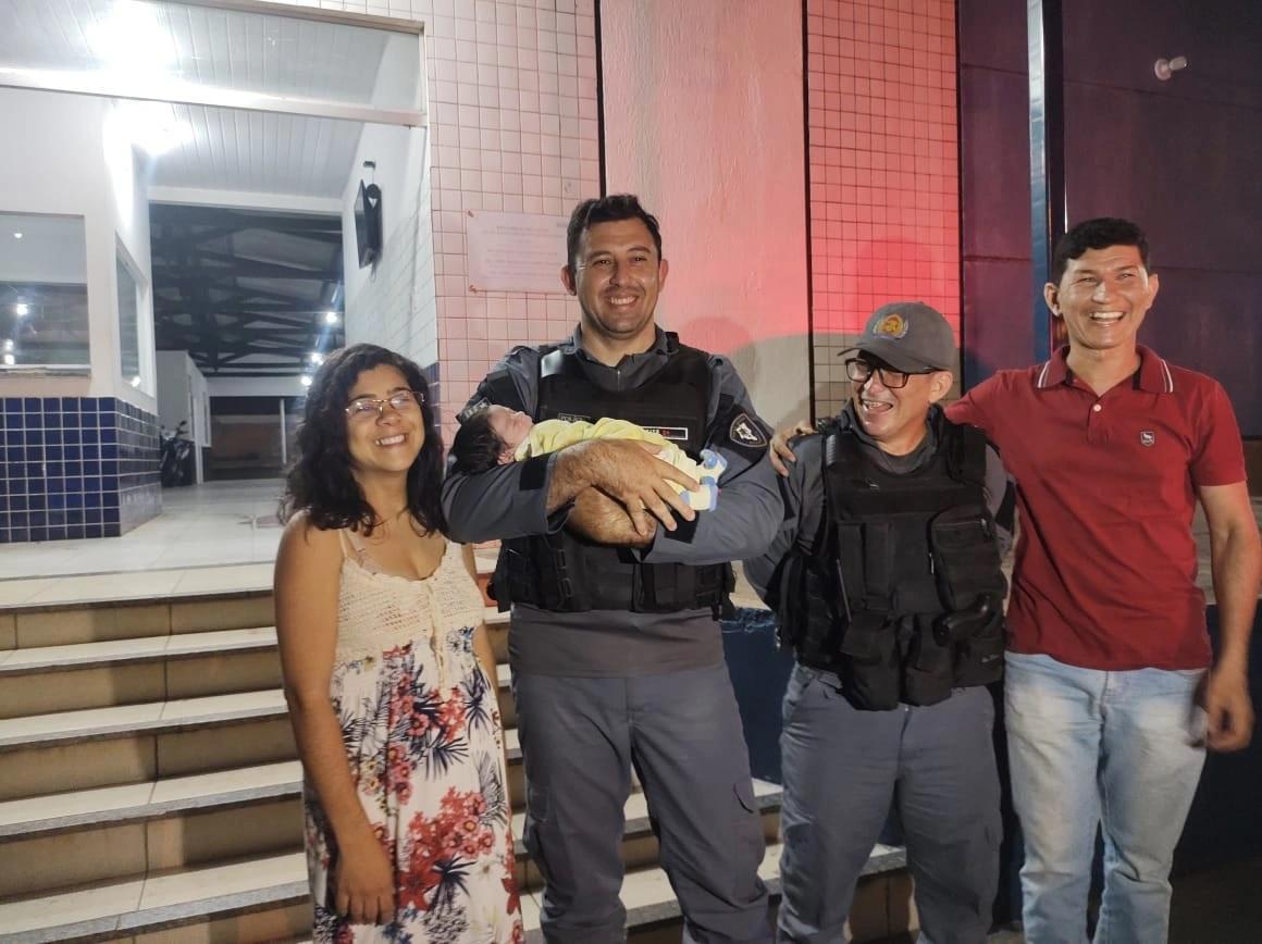 Policiais agiram rápido e salvaram o Levi