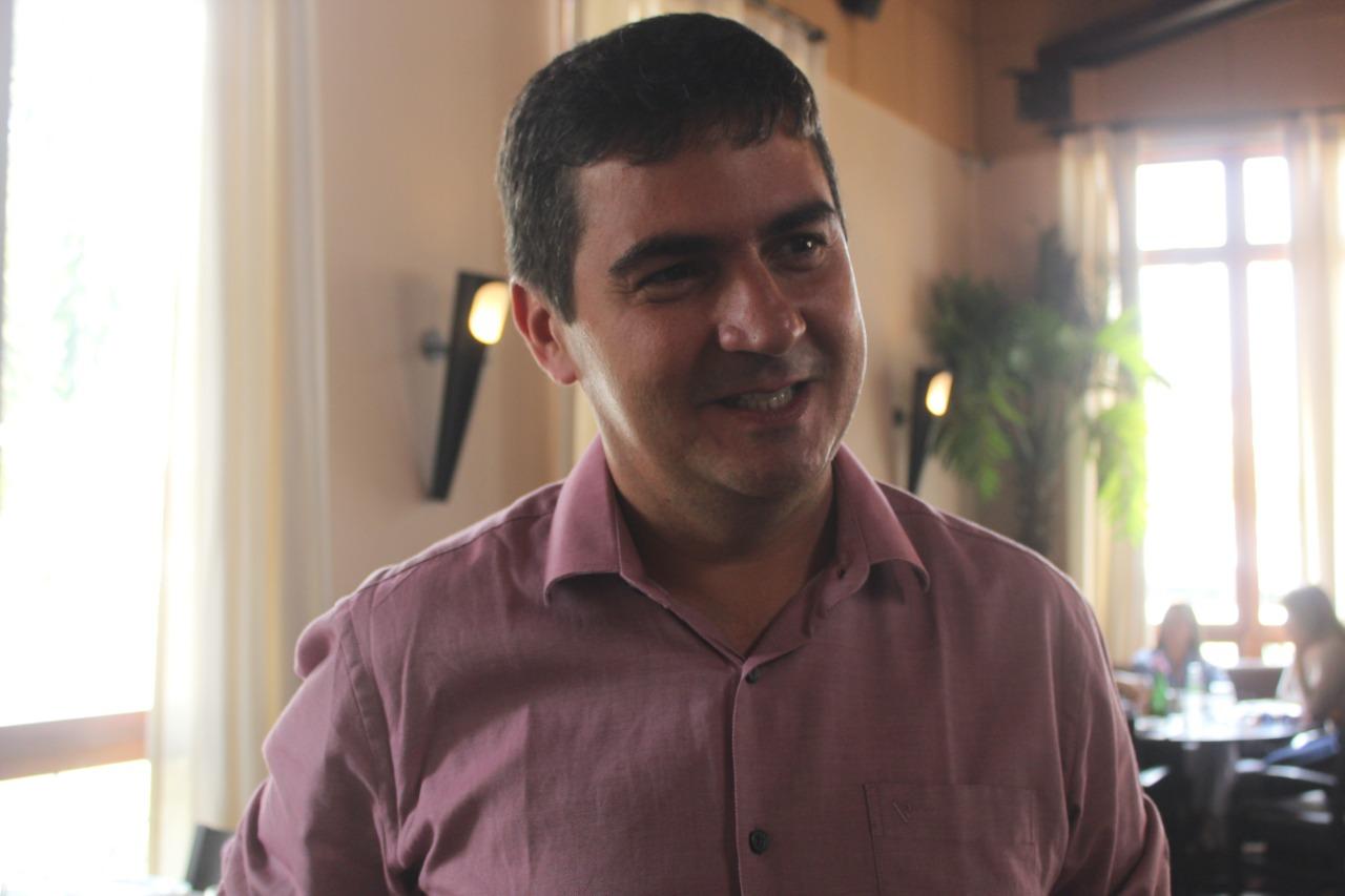 Empresário cearense Custódio Gomes