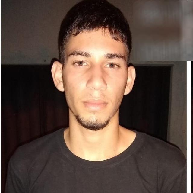 Davi morreu afogado dentro da piscina do bar