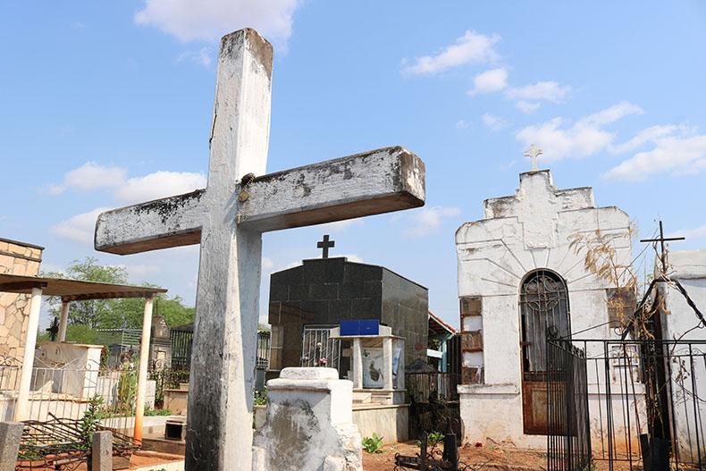 Cemitério em Picos