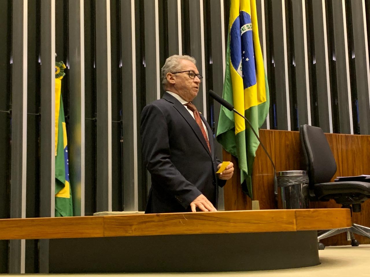 Deputado Assis Carvalho