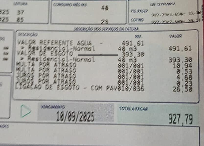 Talão da Águas de Teresina de moradora que se queixa da taxa de esgoto