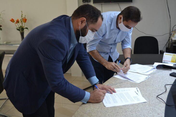 Detran-PI firma parceria com o Sest/Senat