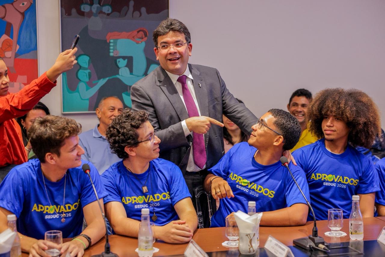 Governador Rafael Fonteles comemora aprovação de 5 mil estudantes da rede pública no Sisu