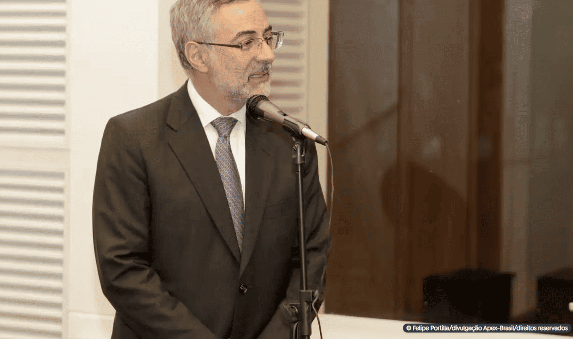 Embaixador do Brasil na Argentina Julio Bitelli