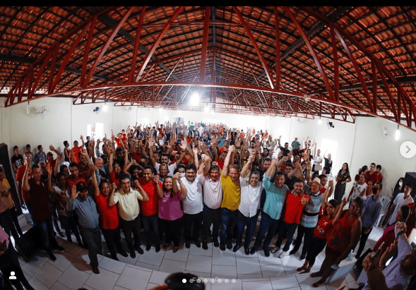 Encontro reúne apoiadores