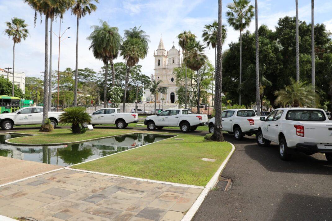 Governador entrega nove veículos para reforçar a saúde no Piauí