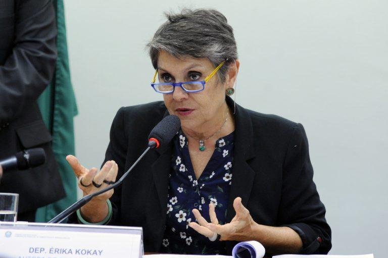 Erika Kokay: "Projeto otimiza ações necessárias para que a mulher se desvincule da situação de sofrimento"