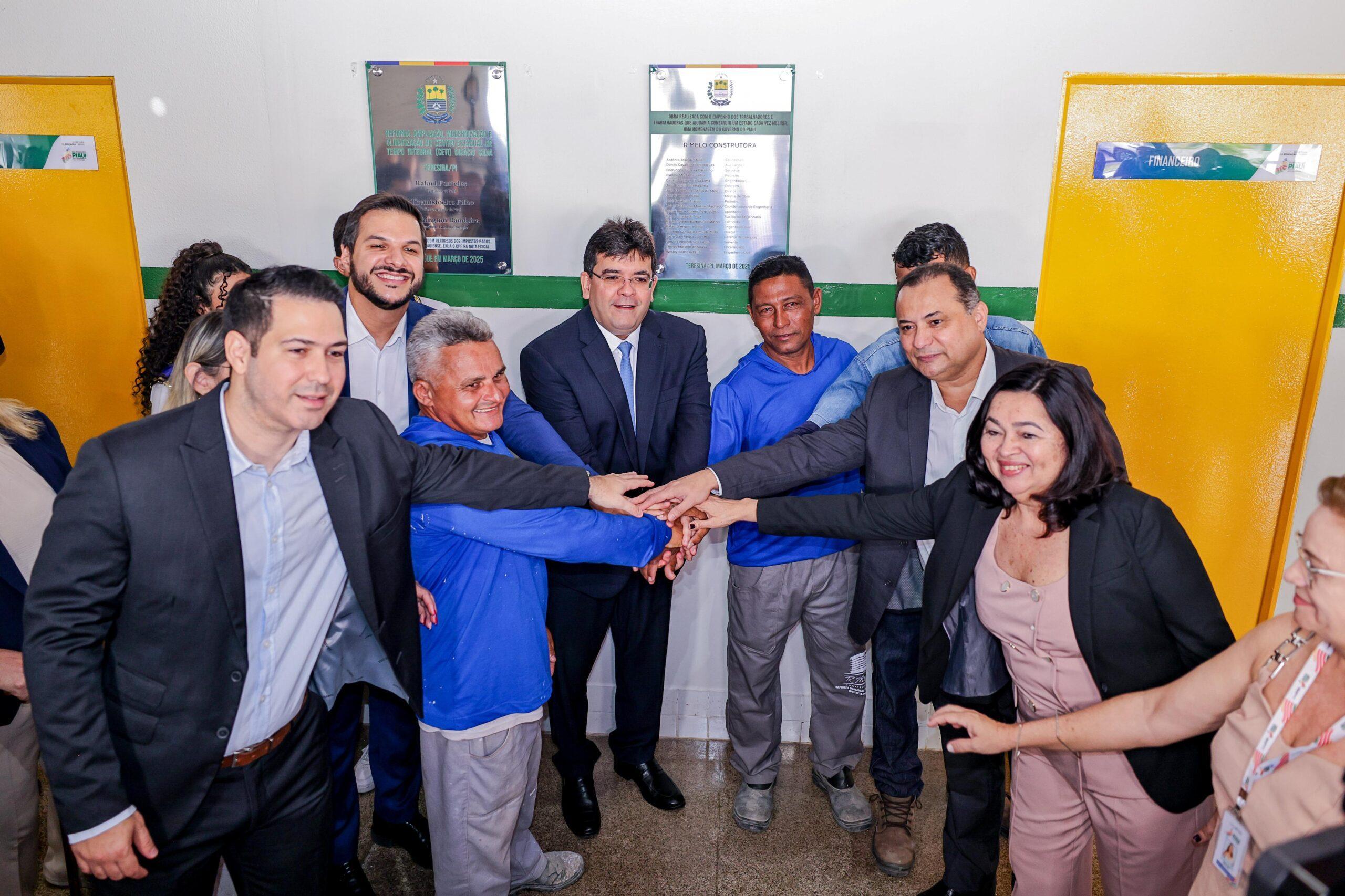 O Centro Estadual de Tempo Integral Didácio Silva passou por reforma, ampliação, modernização e climatização