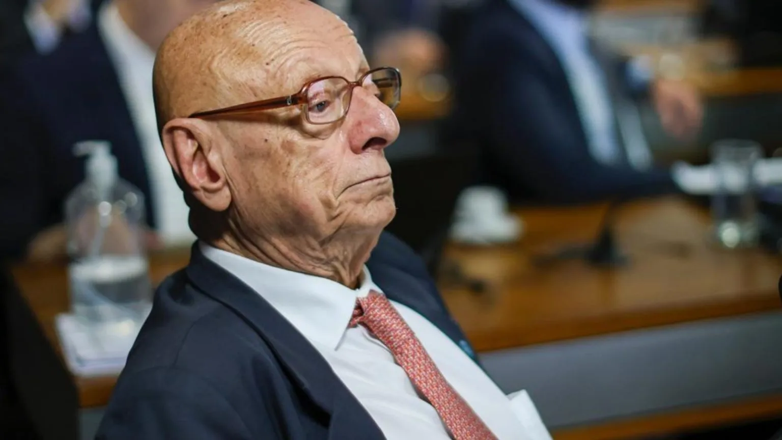 Senador Esperidião Amin (PP-SC) protocolou nesta quinta-feira, (8) o PL da Anistia