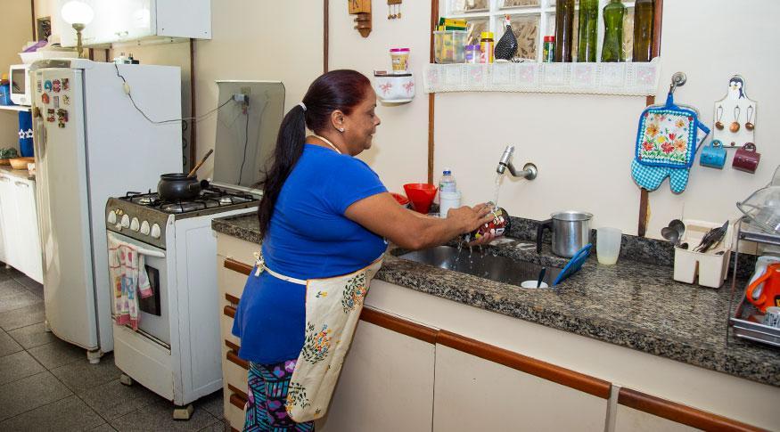 A expectativa é que a política de cuidados tenha impacto direto na vida das mulheres