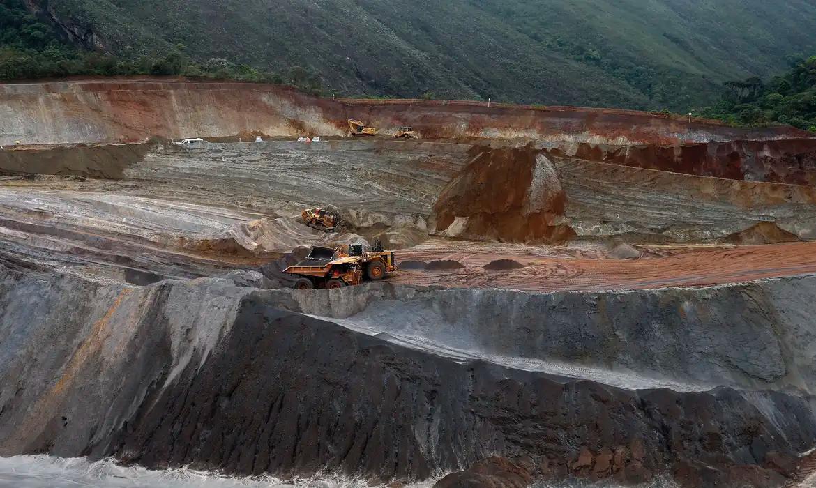 Lucros da mineração são distribuídos para estados e municípios