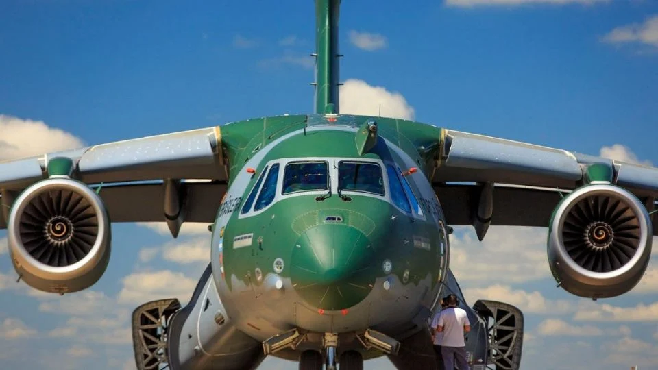 KC-390, super avião brasileiro
