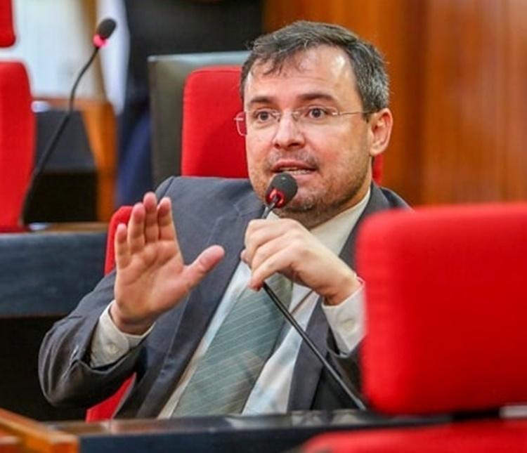 Secretário Fábio Novo