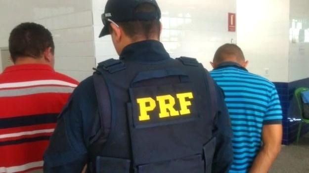Estelionatários presos