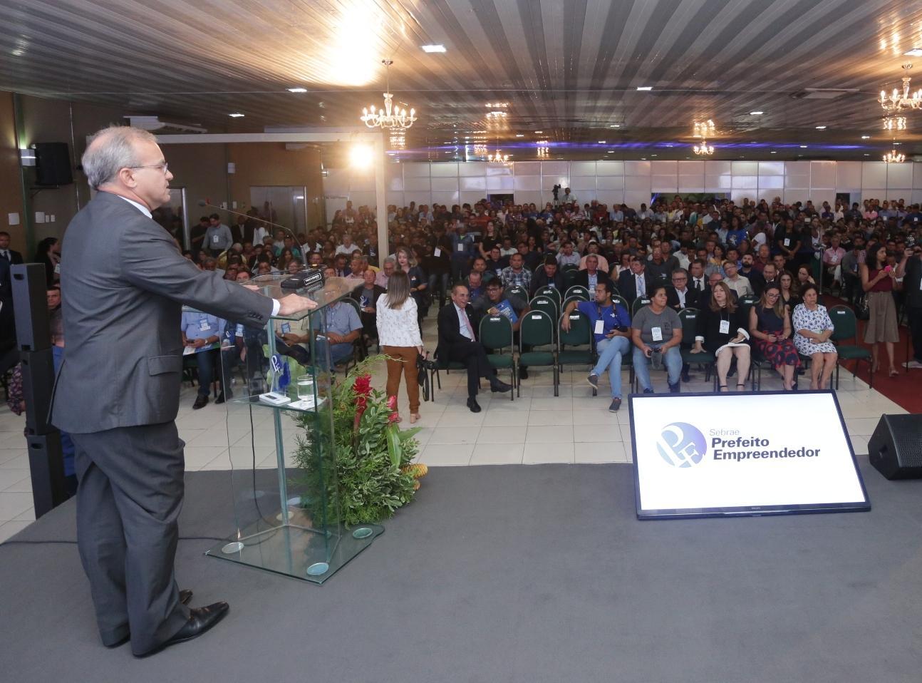 Firmino concorre ao Prêmio Sebrae Prefeito Empreendedor