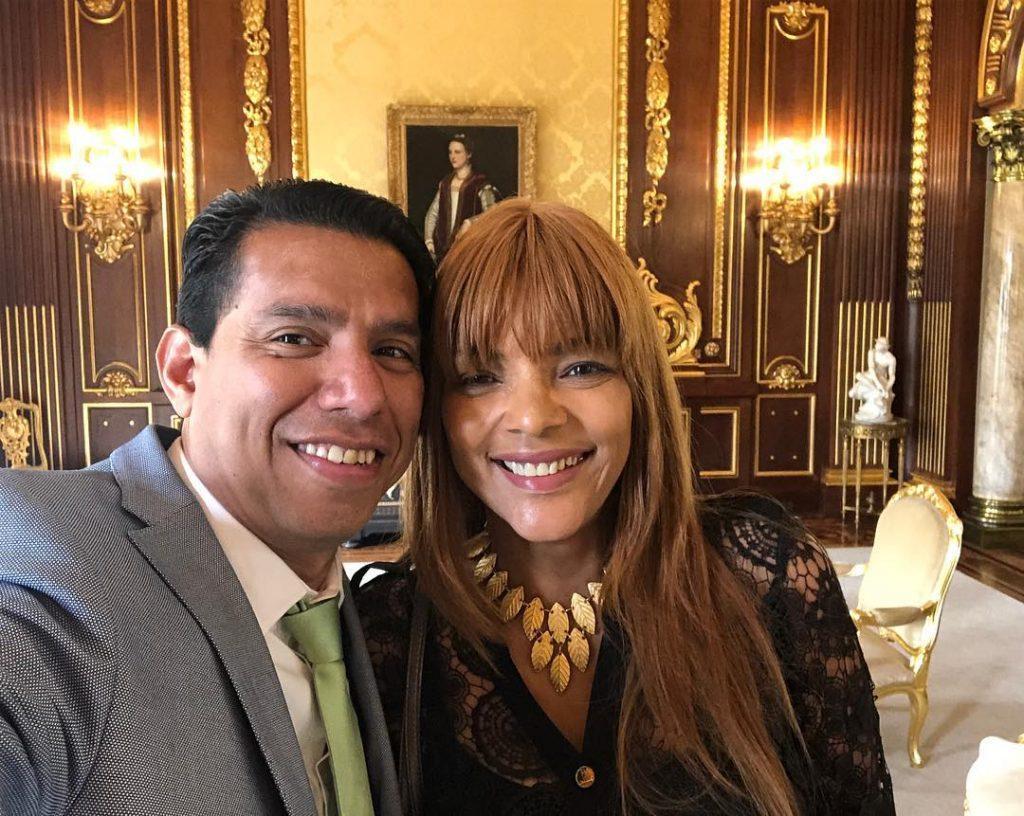 Anderson do Carmo de Souza com a esposa Flordelis
