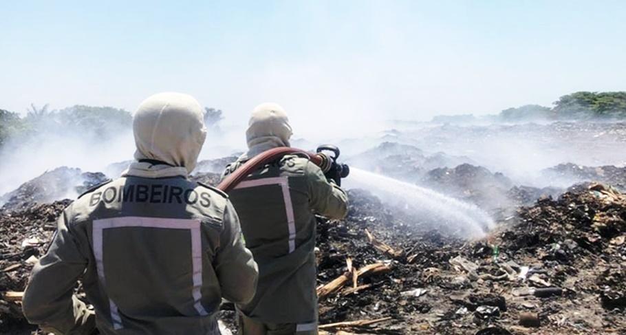 Equipe do Corpo de Bombeiros